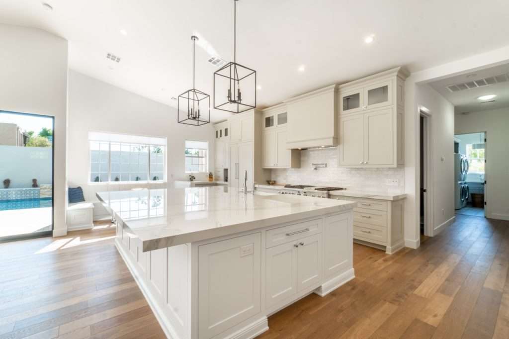 Interior Modern Kitchen Gallery - 19